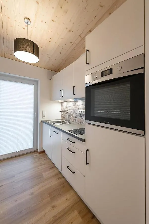 Gaestezimmer/Appartement Familie John Veitsbronn شقة