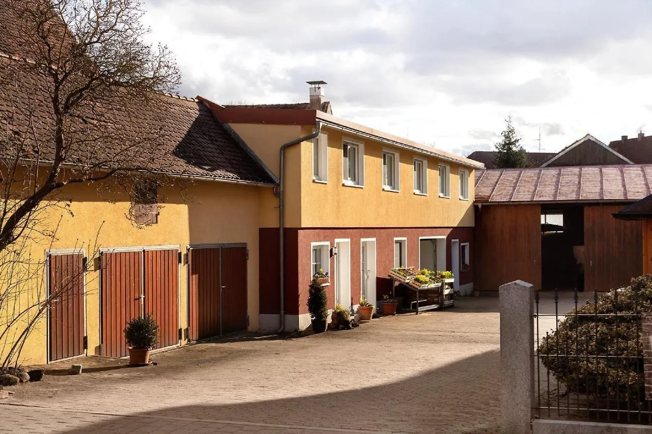 Gaestezimmer/Appartement Familie John Veitsbronn
